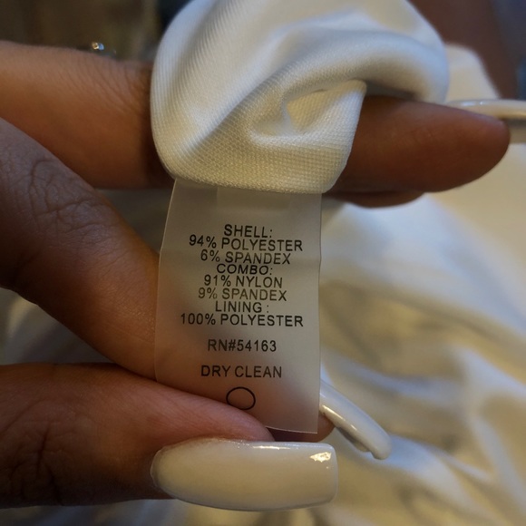 Lace sleeve white dress - Picture 4 of 10